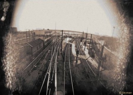 Pinhole, Du pont du quai d'Ivry du periphrique cot exterieur, dangereux de s'y arreter pour essayer les photos au stnop..